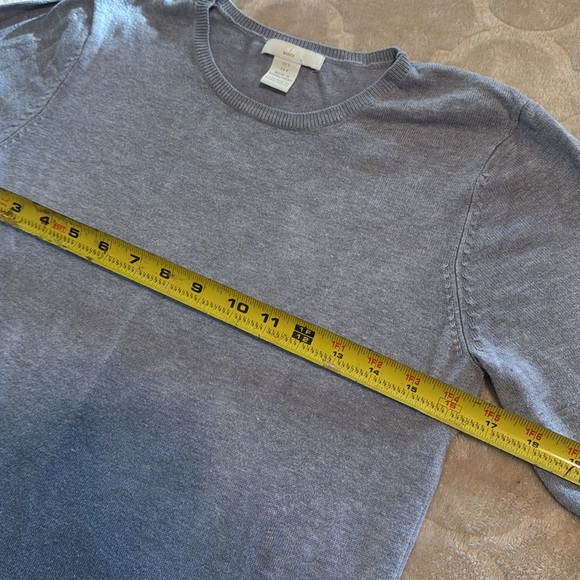 KNITTED TOPS BUNDLE - Picture 10 of 12